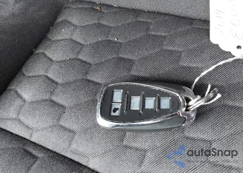 2019 Chevrolet Equinox Lt z USA, uszkodzony, nr VIN 2GNAXUEV3K6248787